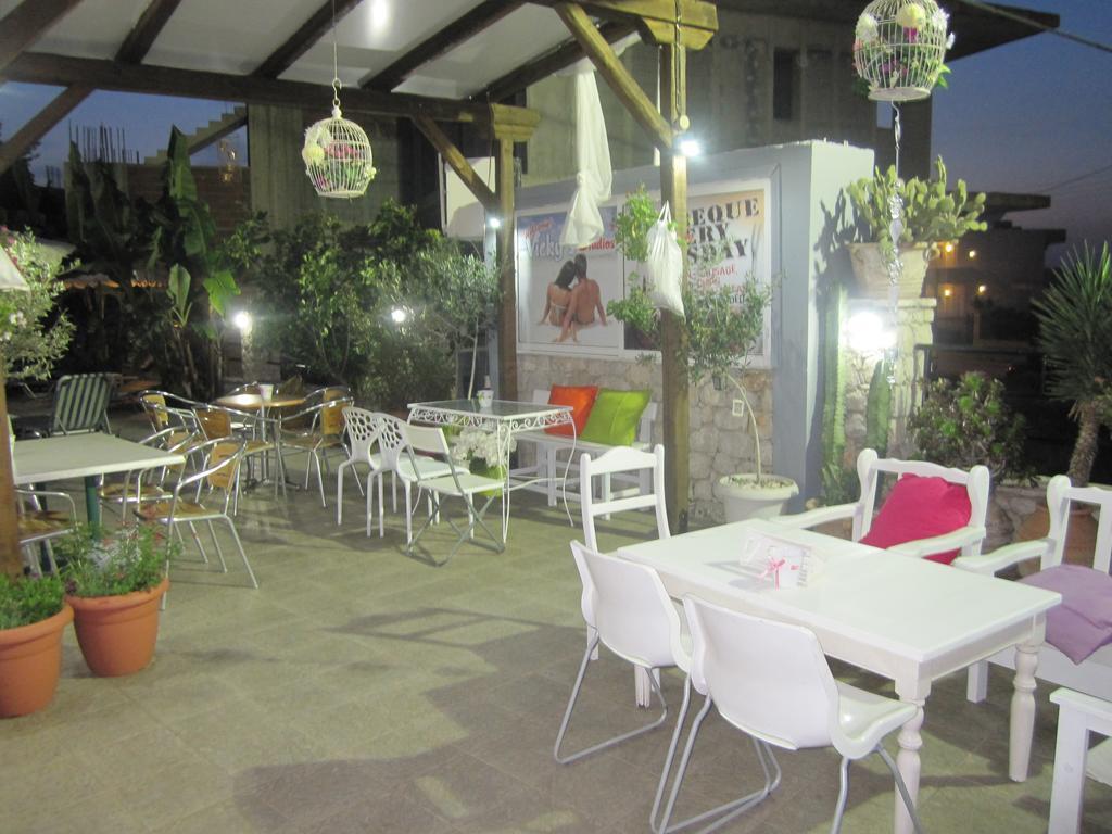 Hotel de apartamente Vickys Faliraki Rhodes City