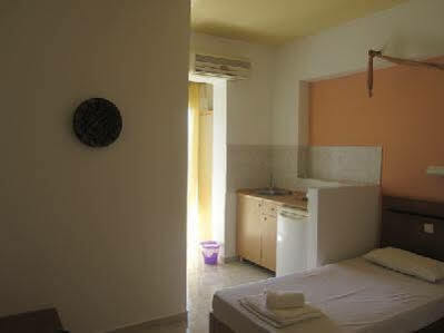 Hotel de apartamente Vickys Faliraki 2*